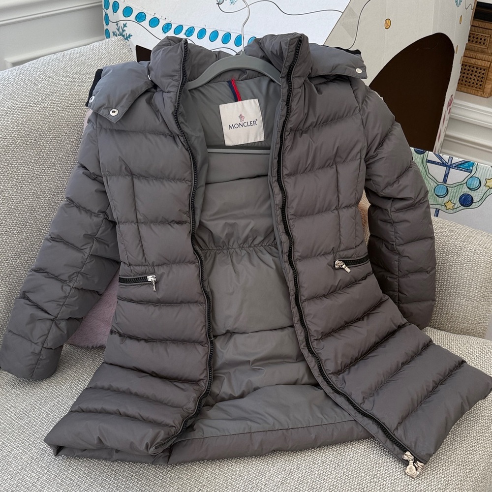 Moncler girls Gray Hooded Puffer Coat